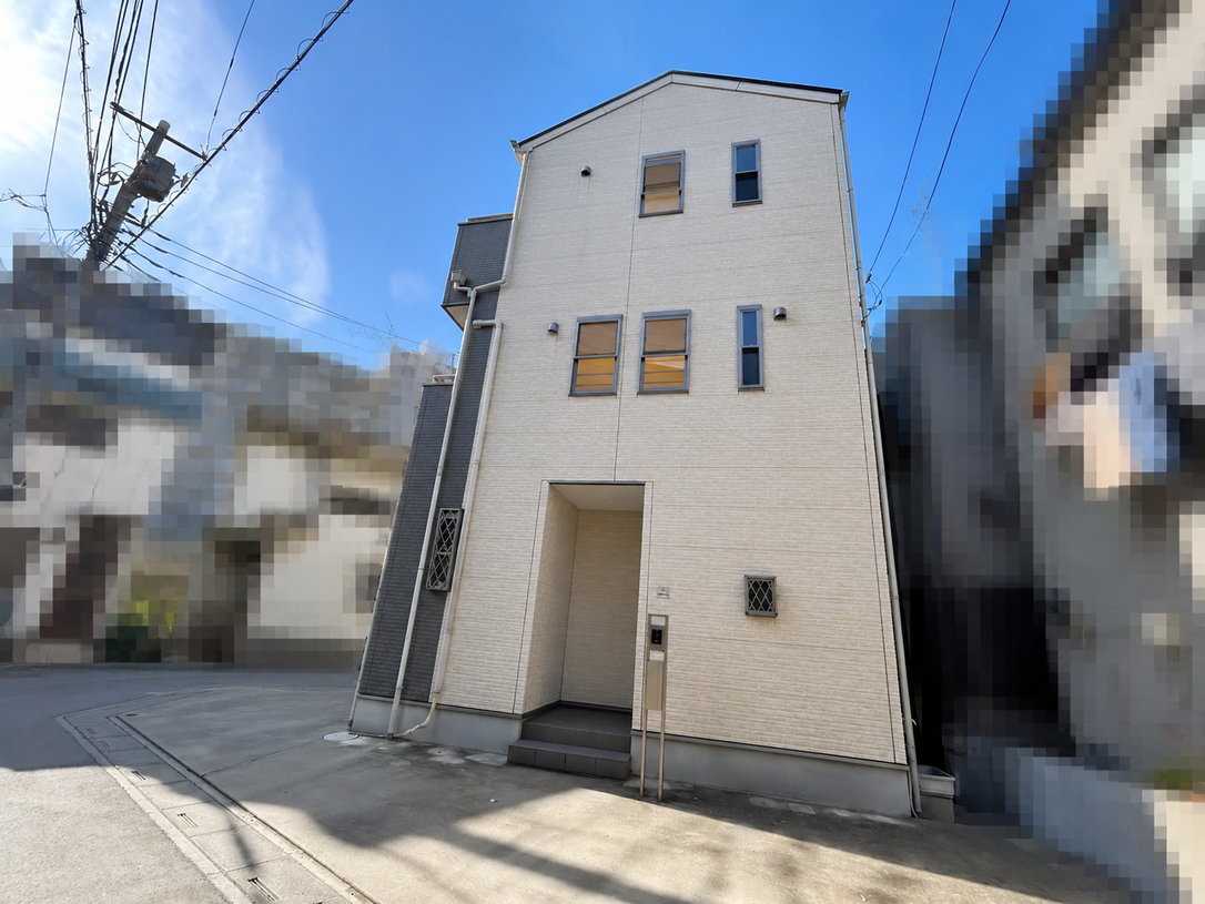 【富士見市】築11年の木造3階建住宅を買取いたしました!