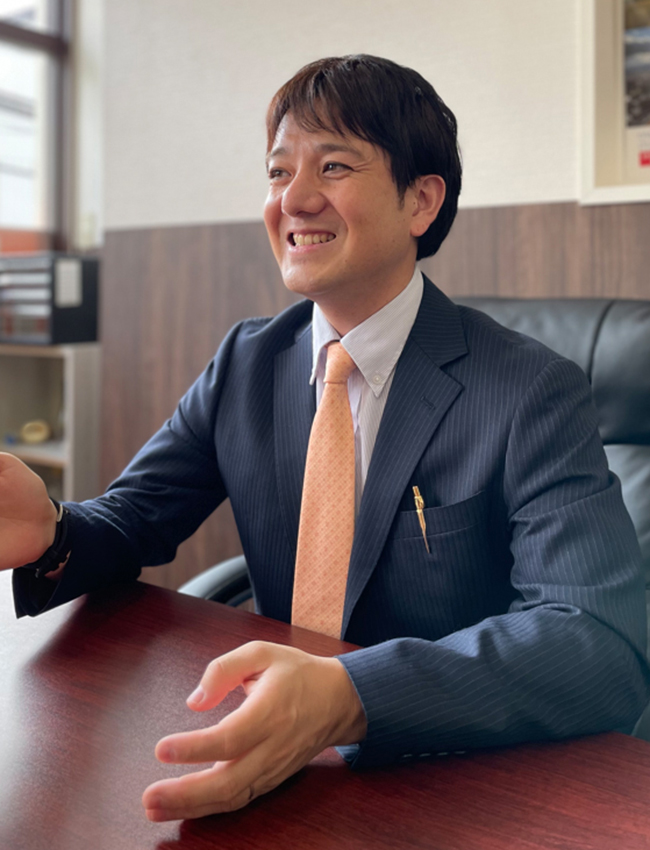 尾崎　良和
